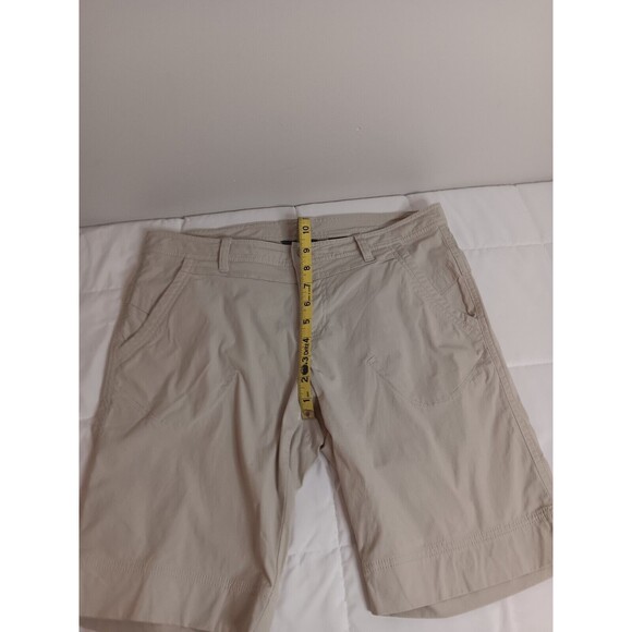 Eddie Bauer Womens Nylon Travex Burmuda Shorts Tan Sz 8 - Picture 5 of 7